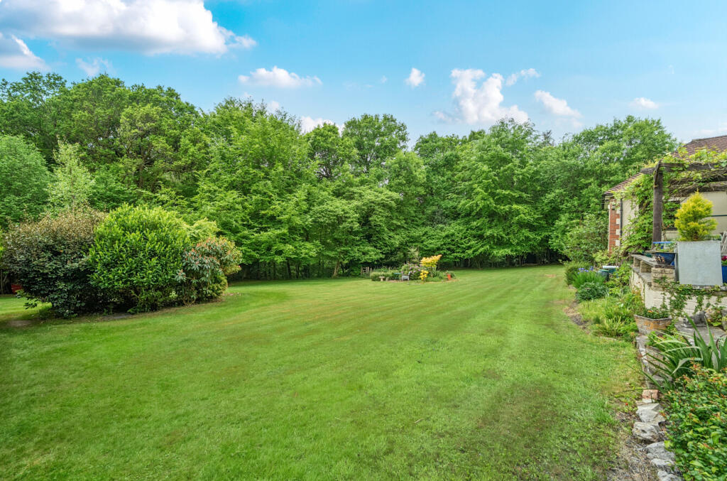 1287908-4-68263ec...