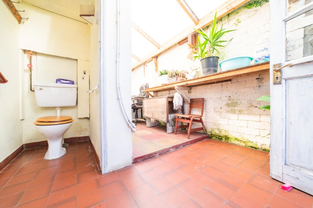 Call 02920 454555 to secure your viewing_29