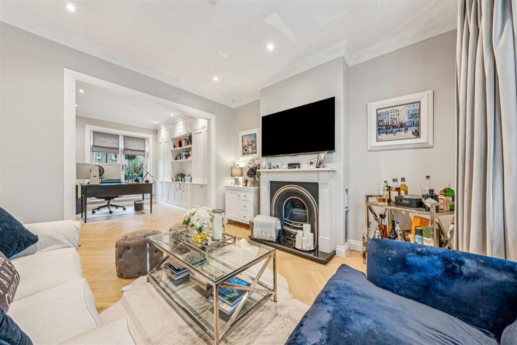 Alkerden Road, W4 - FOR SALE