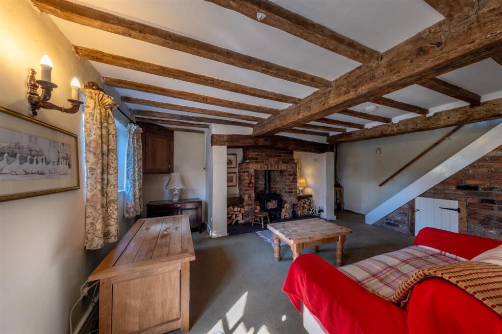 Laburnum Cottage-012.jpg