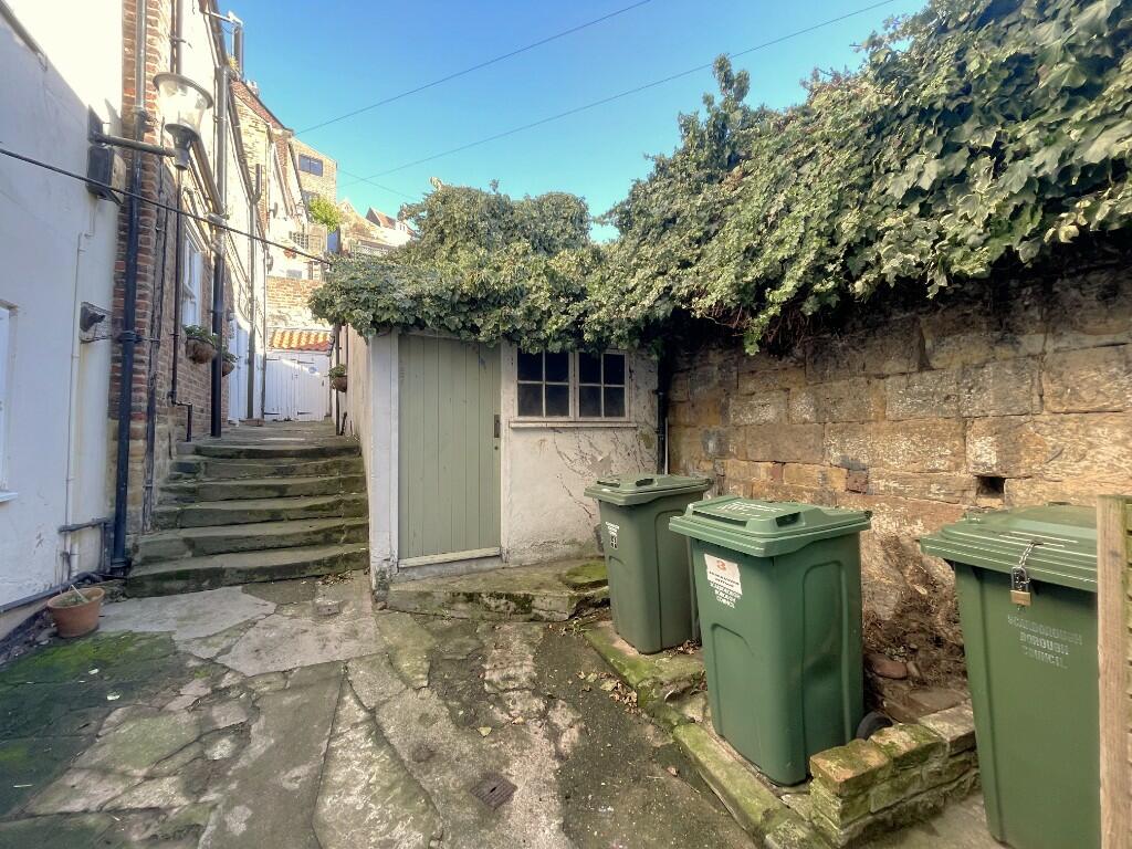 Yard and Wash House