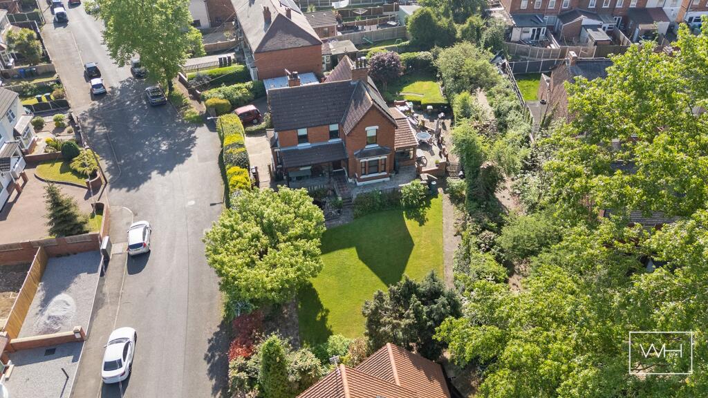 2 Finkle Street, Ben