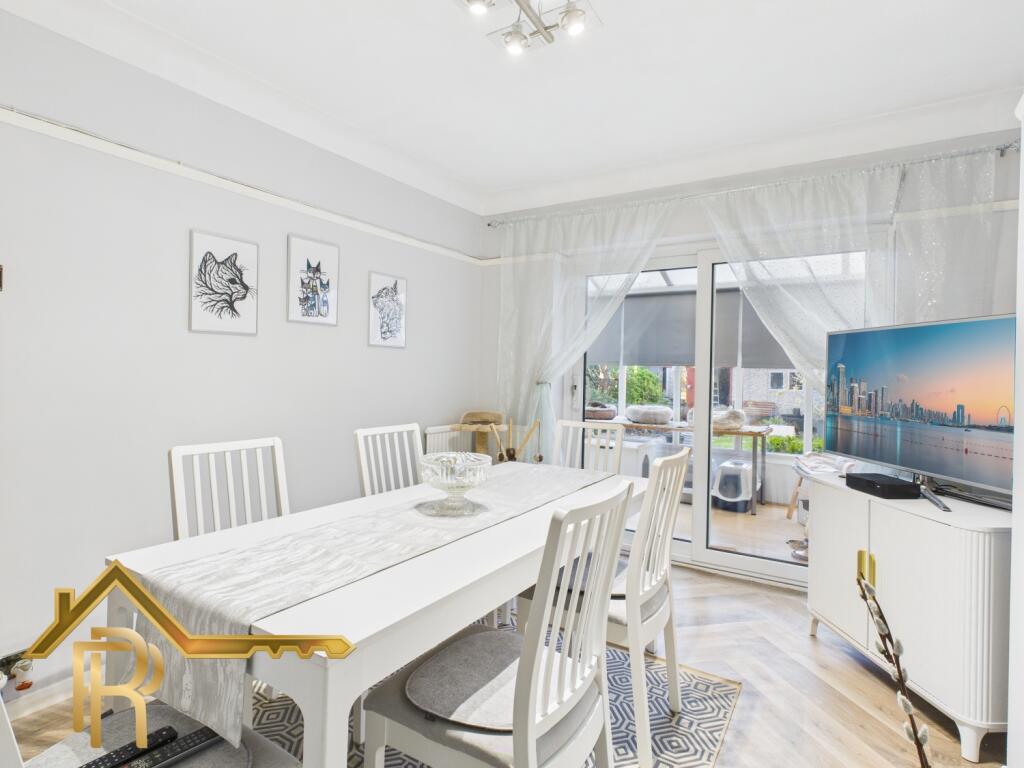 CAM03016G0-PR0048-STILL007