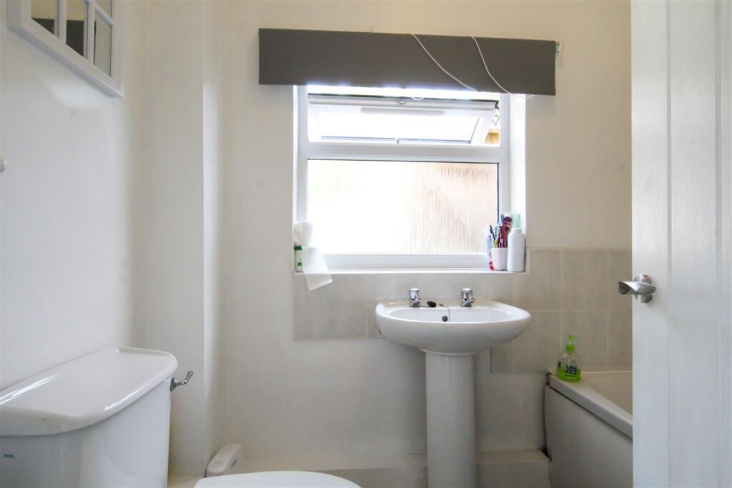 bathroom-6.jpg