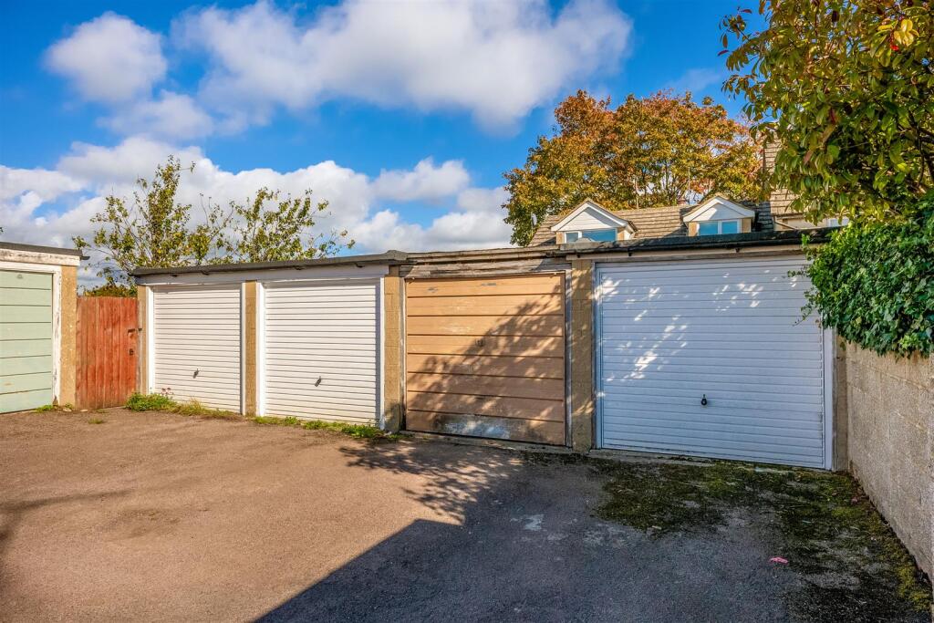 24 Hill Crescent 1920-16.jpg