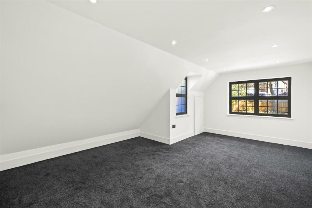 Flat 5 - 7, Sudbury Hill Close ,  - xALlaubW0oS388