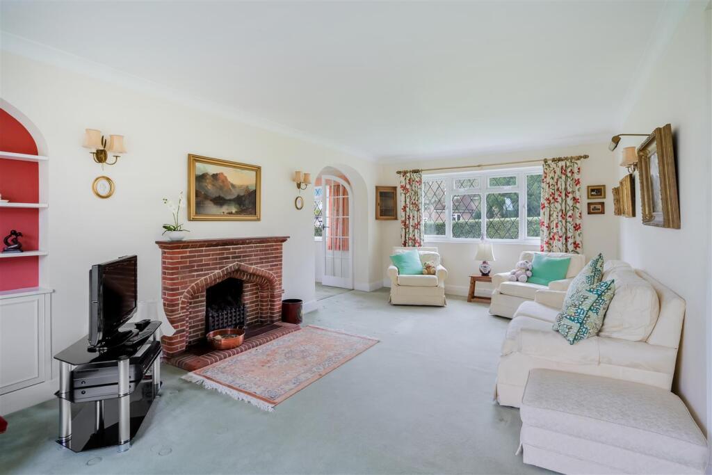 LAGHAM PARK (20 FROM 34)-11.jpg