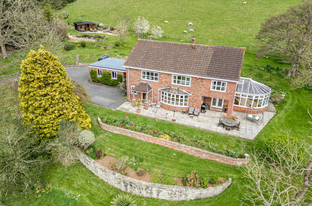 1272095DR (10).jp...