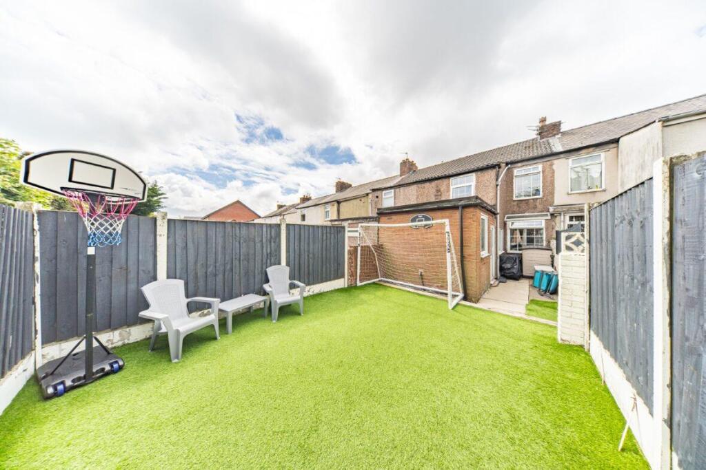 35 Cross Street garden 2.jpg