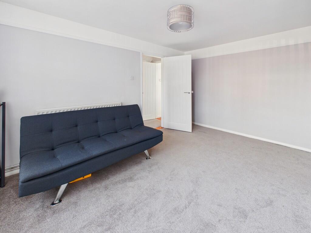 CAM05068G0-PR0062...