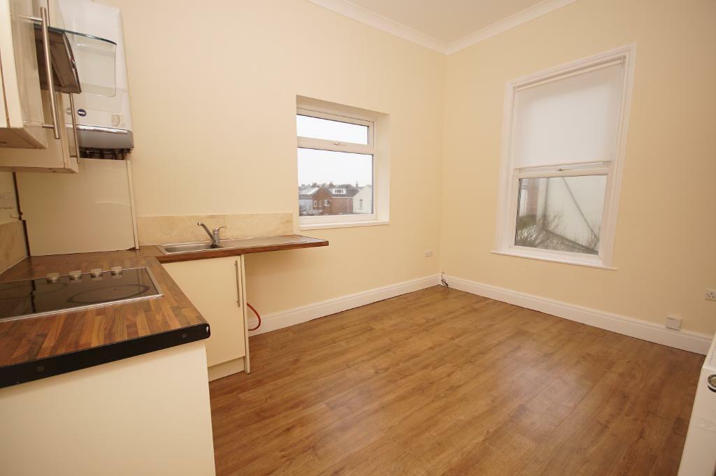 Kitchenette &amp; Sitting Lounge