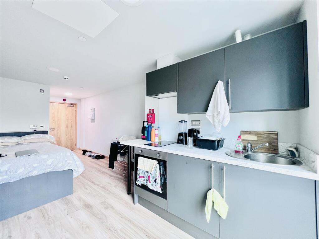 Kitchen area