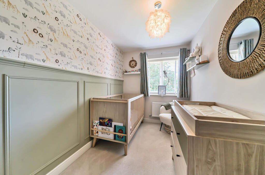 1309693-6-684c459...