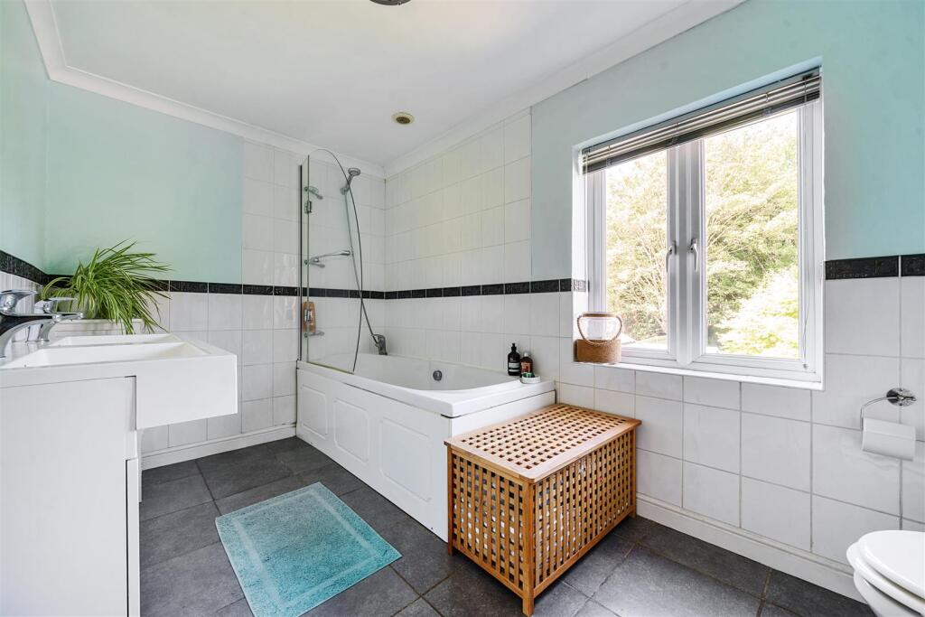 1289809-5-68247fd613907-ARW1289809-5-68247fd613907