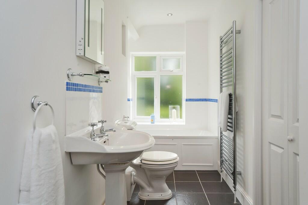 The-Lodge-High-Re...