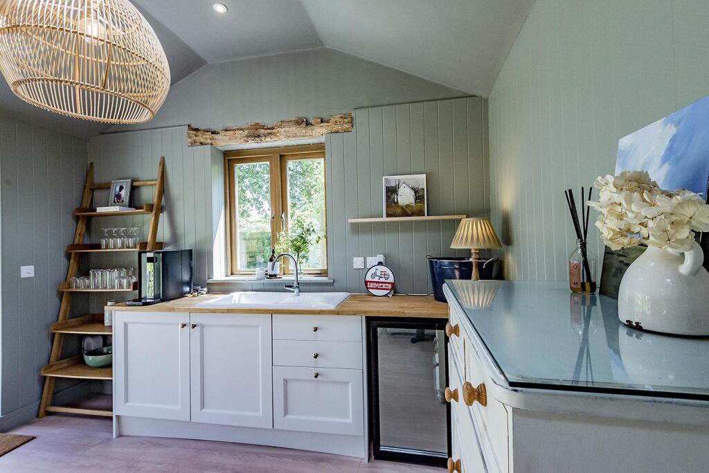 Garden room