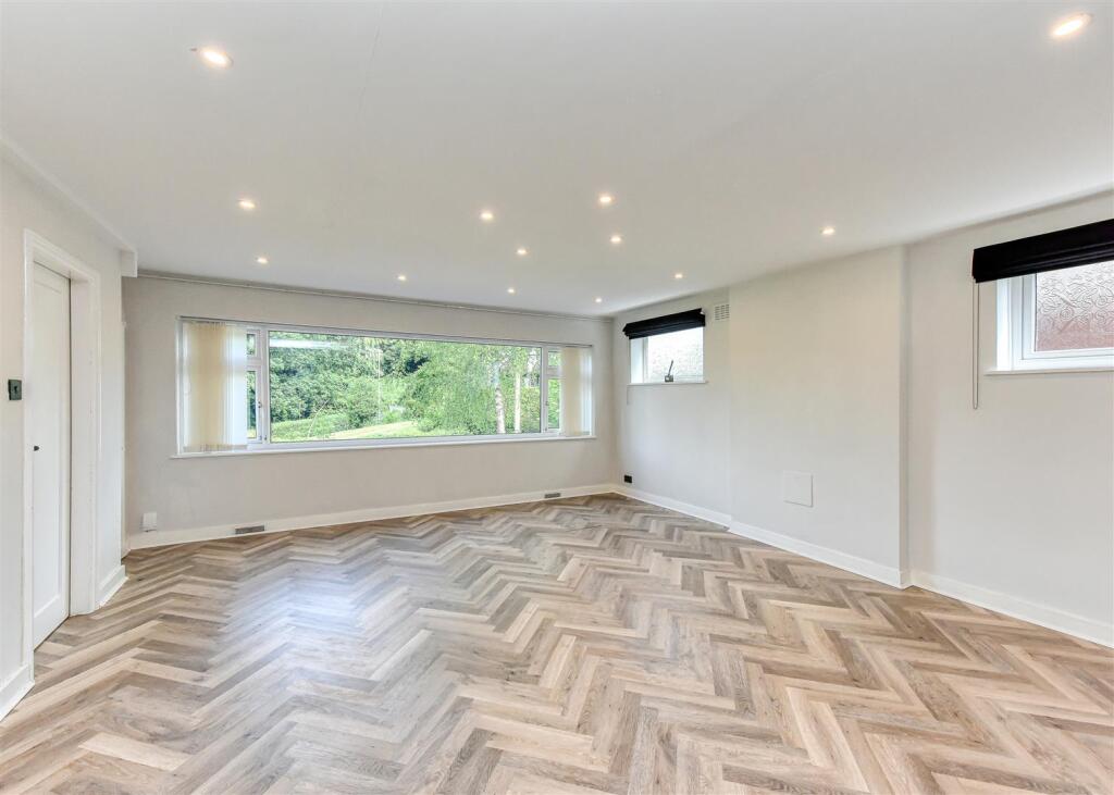 77 Mount Road-19.jpg