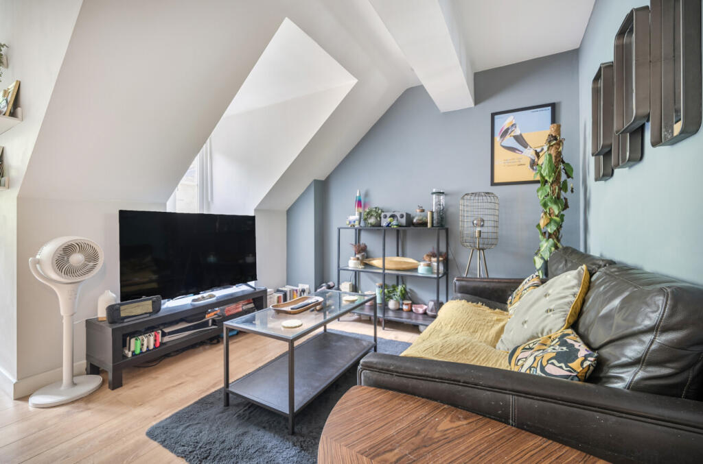 1317164-7-6866856...