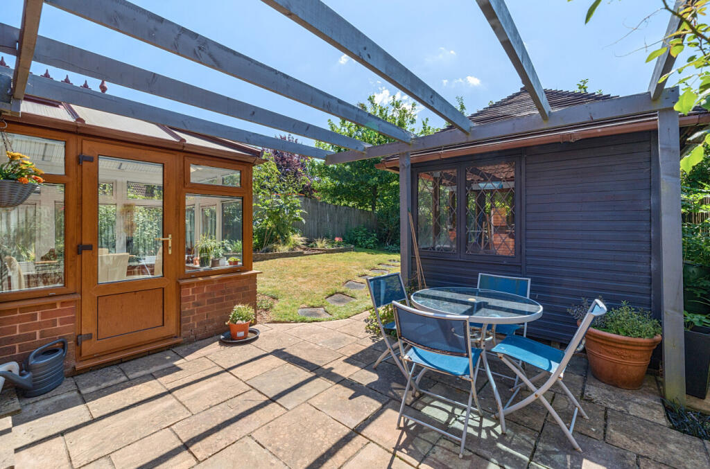 1320524-7-686fd16...