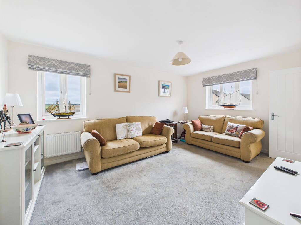 CAM05627G0-PR0014-STILL003