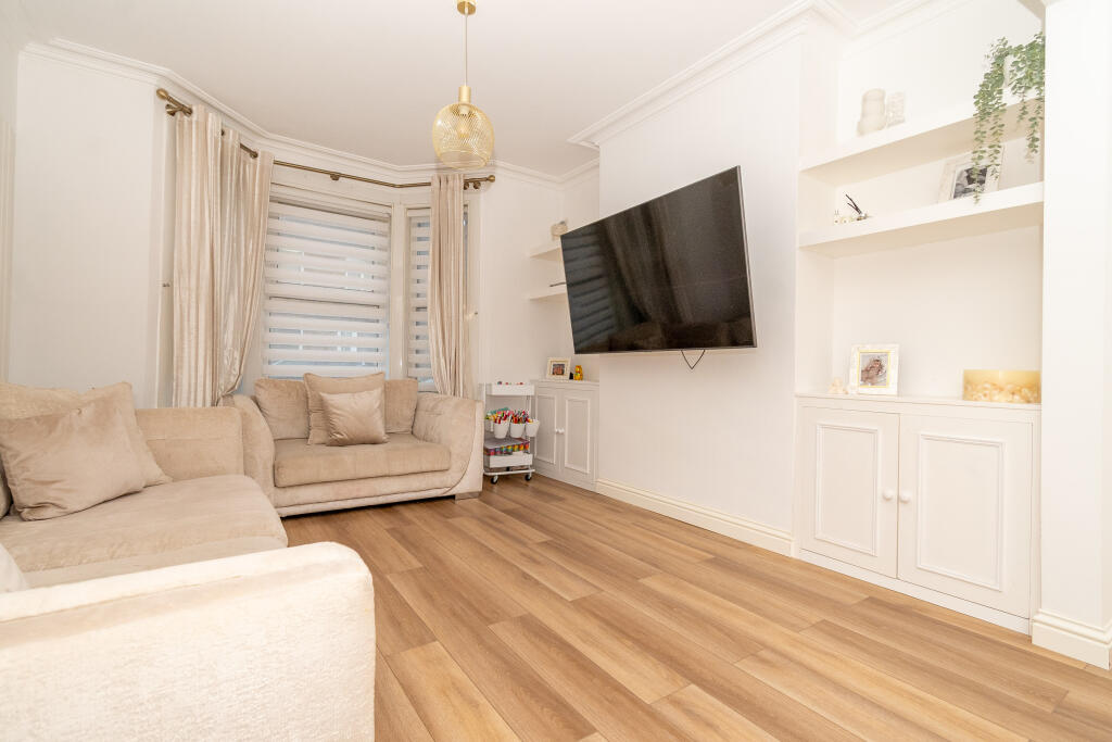 general 18 Clifton R