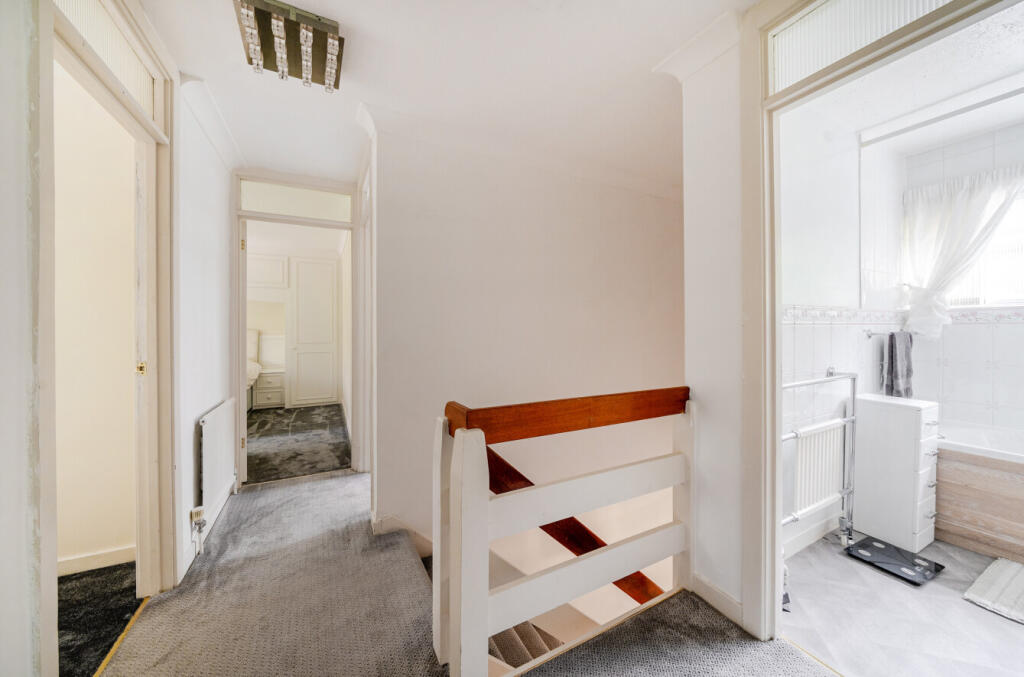 1329054-12-6880c0...