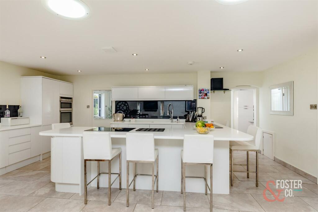 Redhill Drive 33-6.JPG