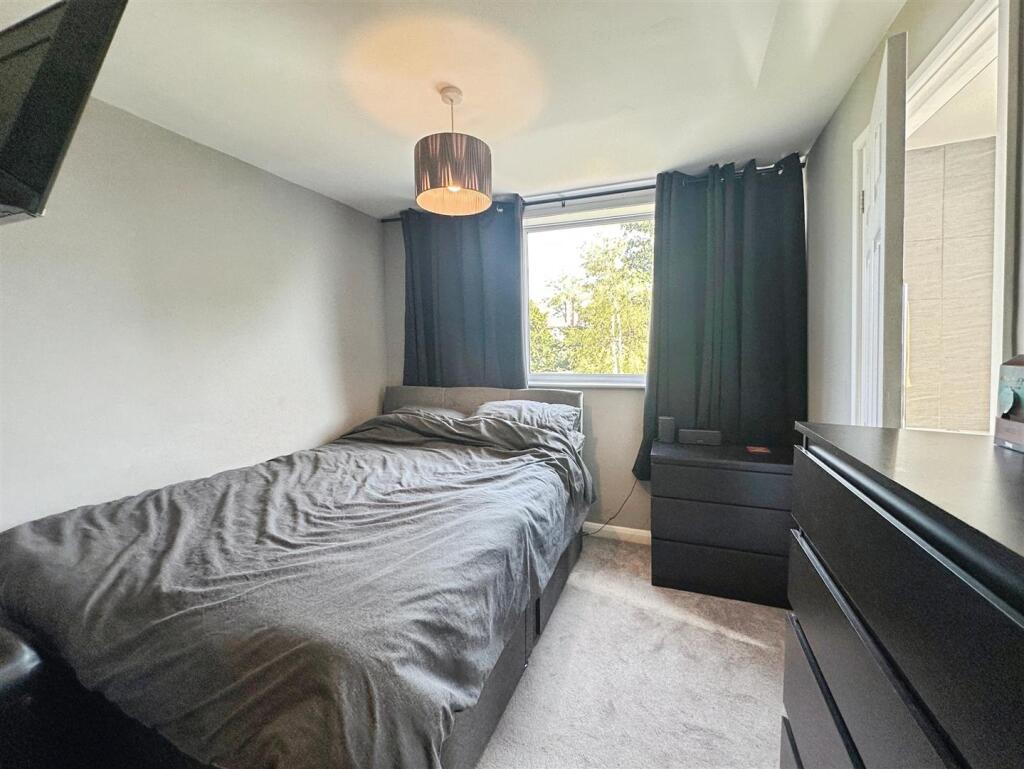 a6c66210--4A35-8BB7-E0171725DE95-97422-00001F0AA1D