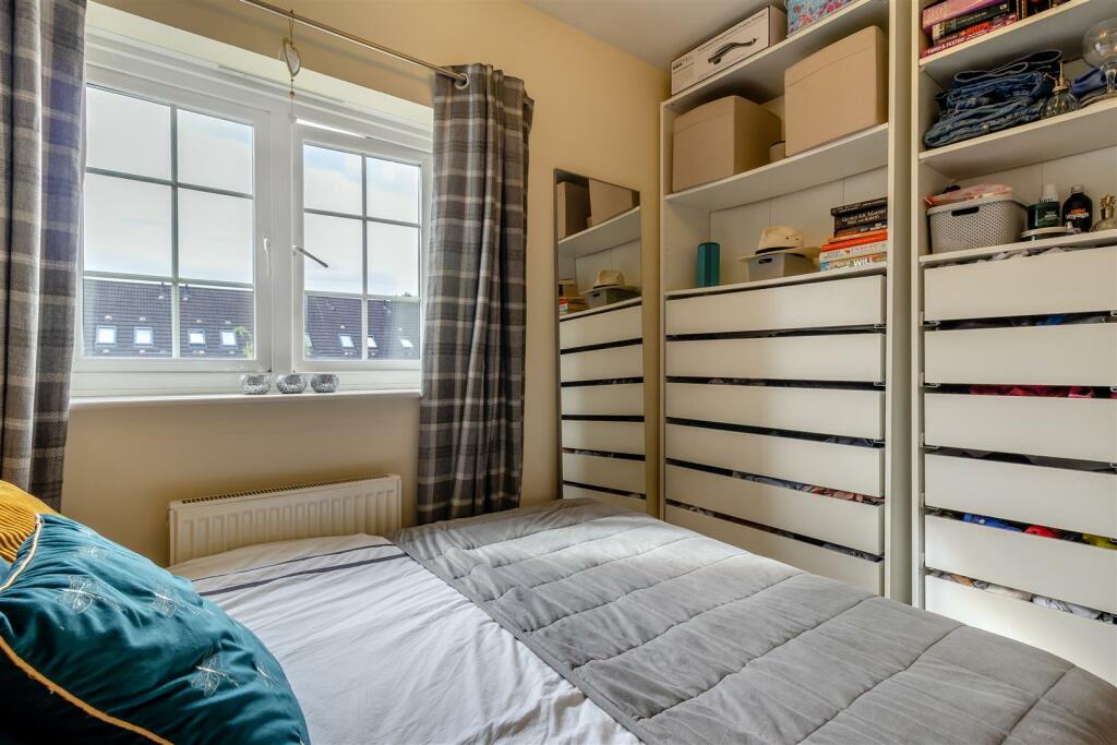8617764-interior07.jpg