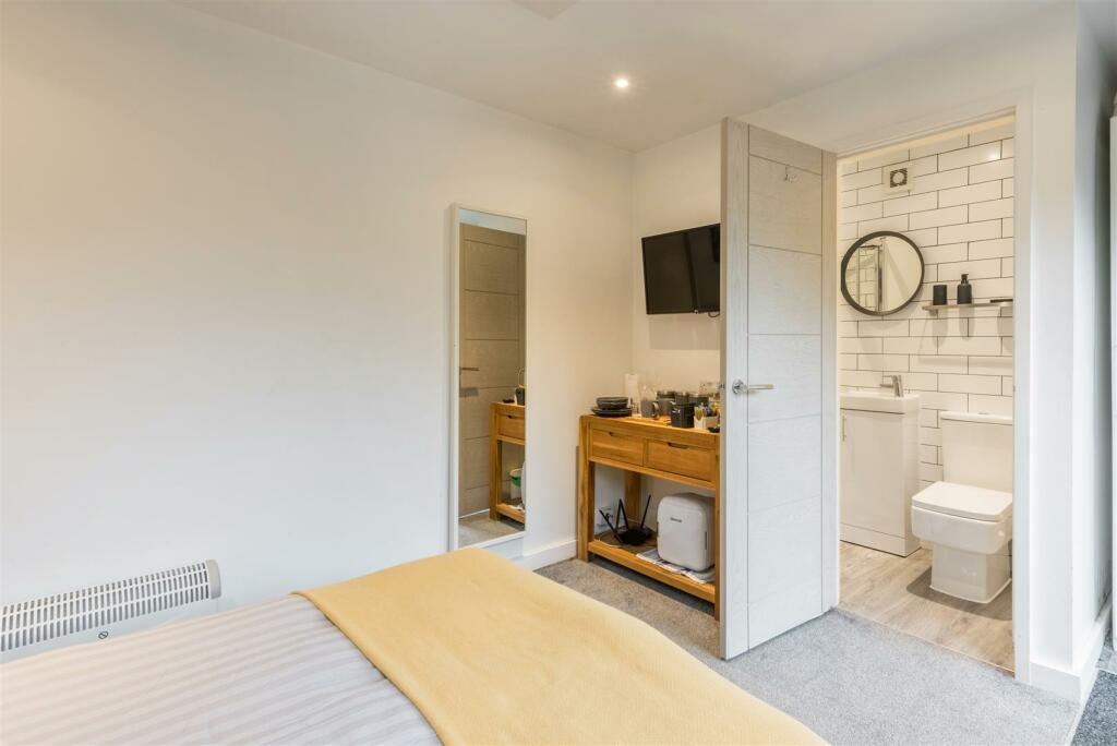 Highmead -041.jpg