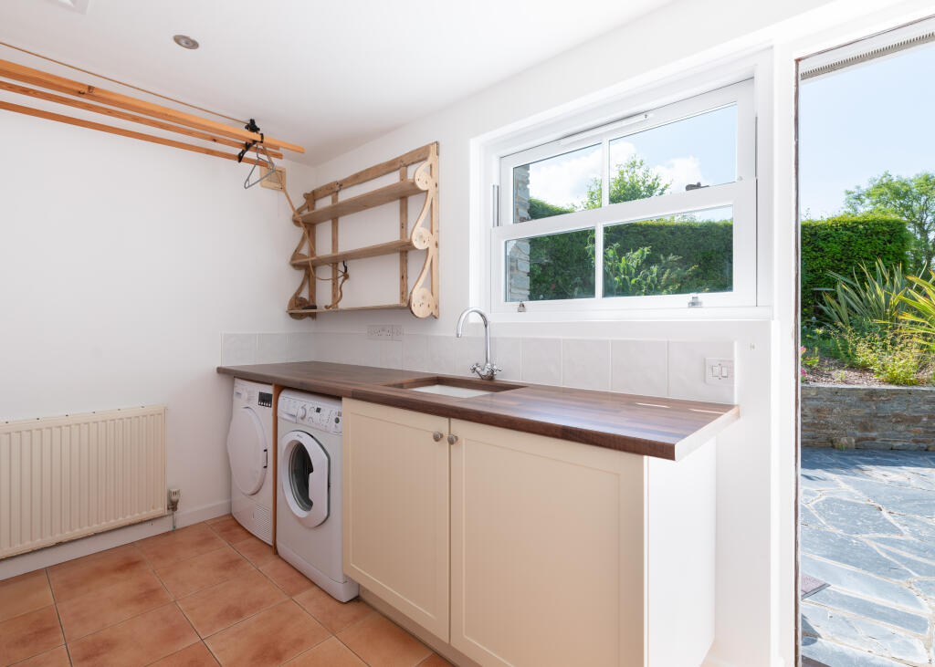 6846b5a10f5cd_Marine Cottage-28