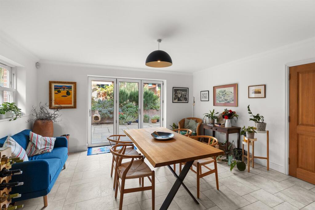 223aEarlhamRd-019.jpg