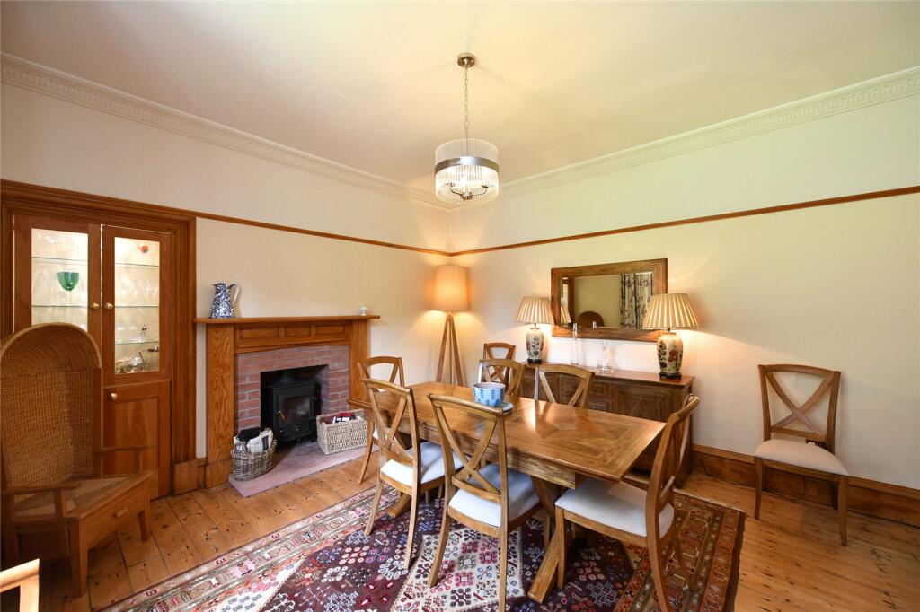 Living/Dining Room