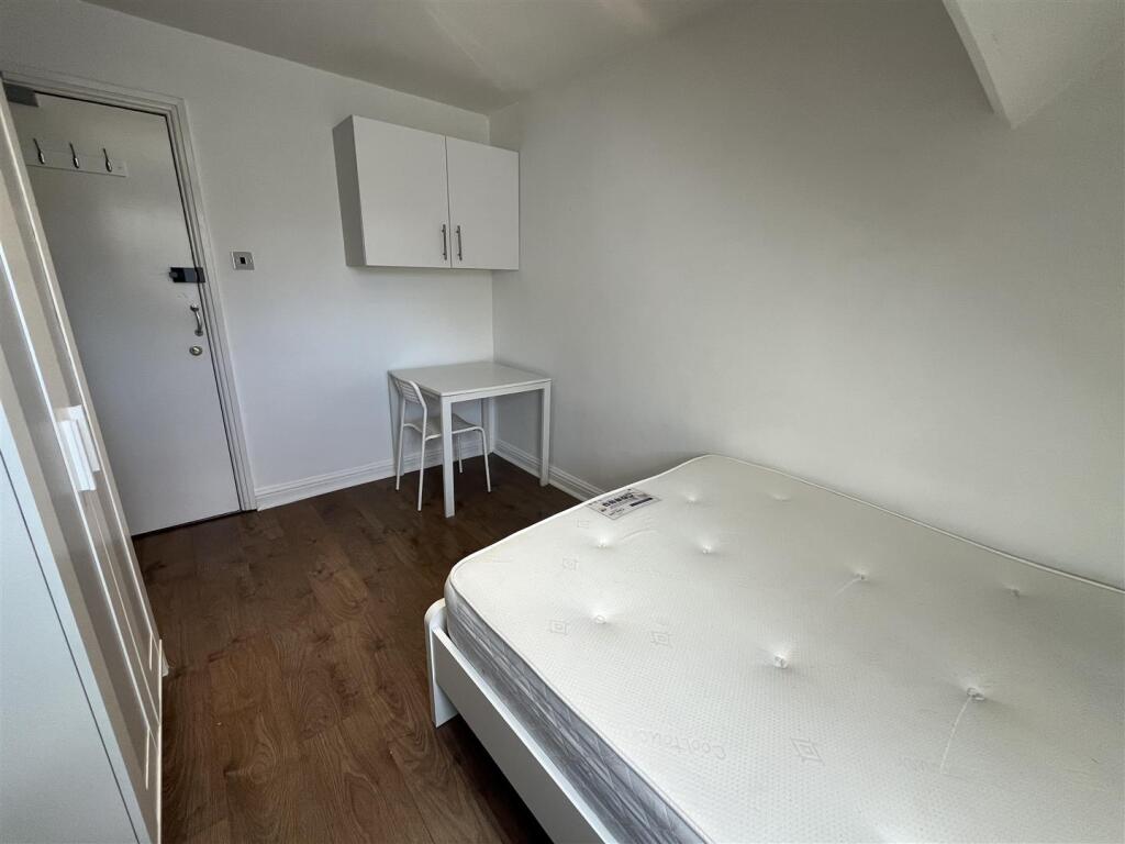 Room 6