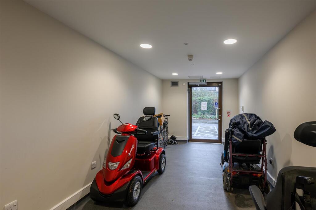 MOBILITY SCOOTER STORAGE