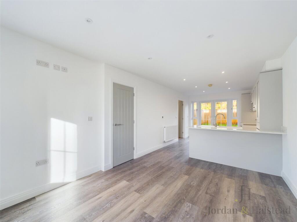 Kitchen/Living Area