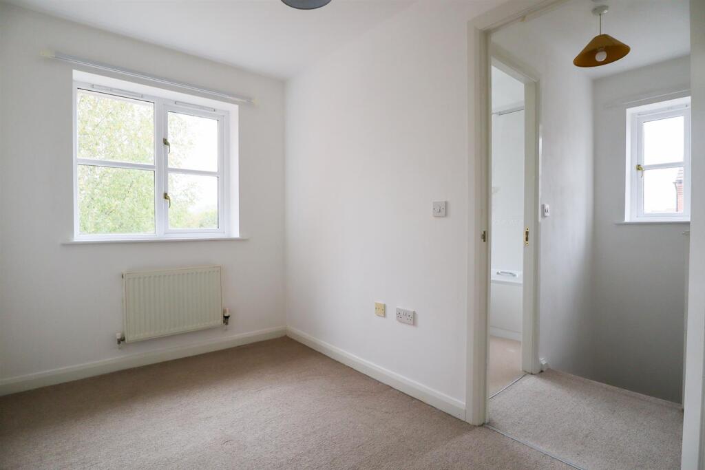 Bedroom 2.jpg