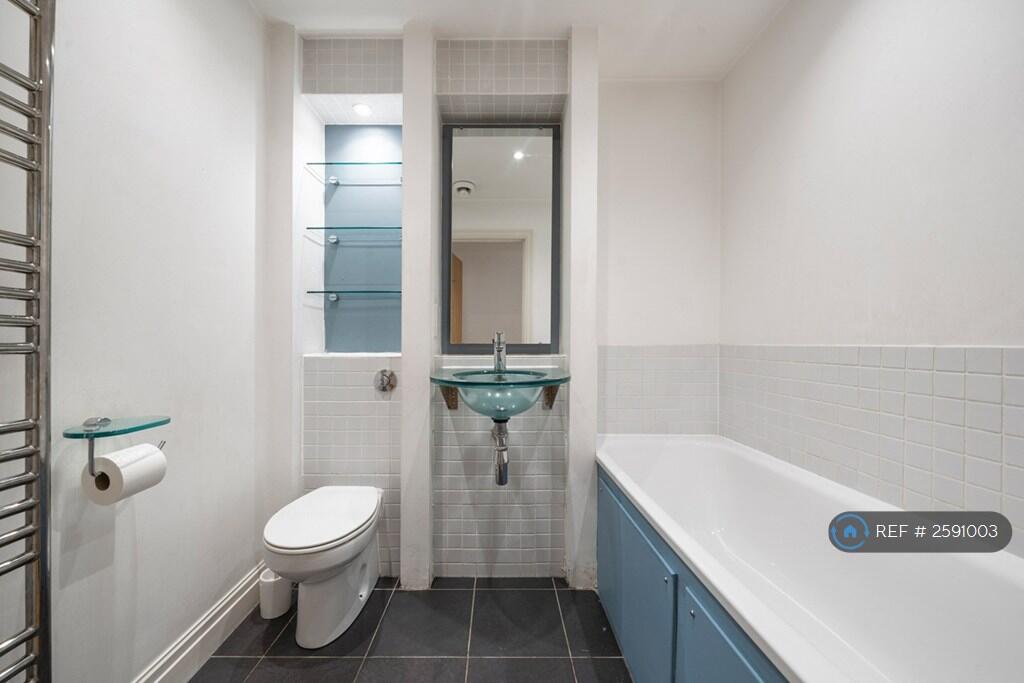 Main Bathroom