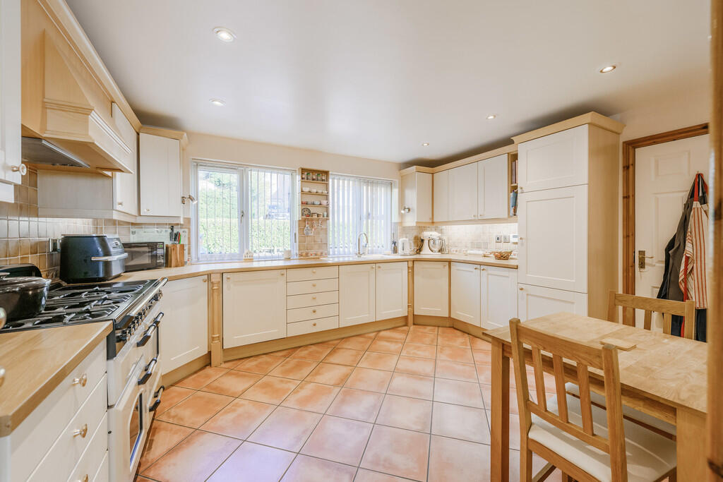 Main Kitchen DWP_...