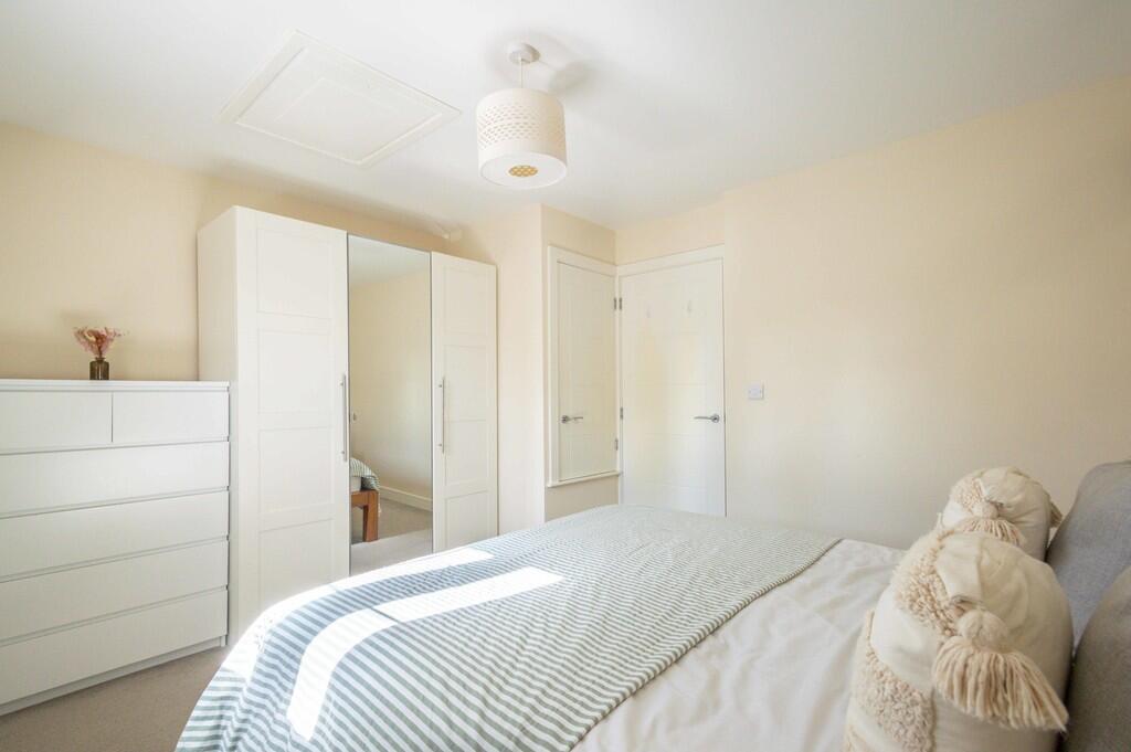 8 Griffin Gardens...