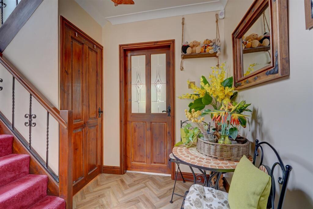 8 Lambert Rd (41).jpg