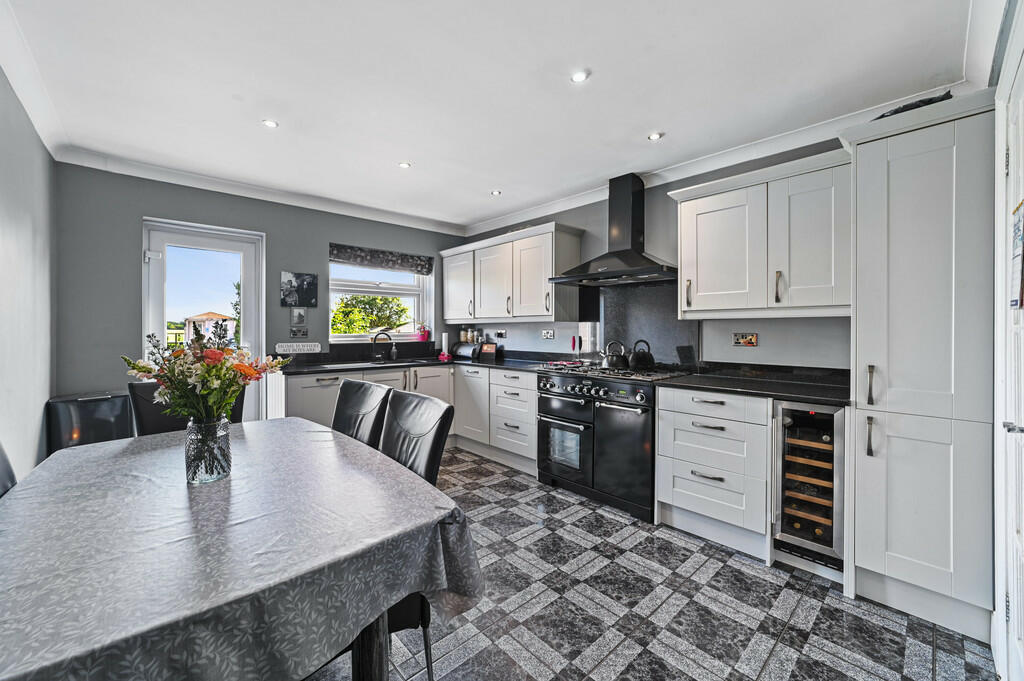 IMG_12529_14_larg...