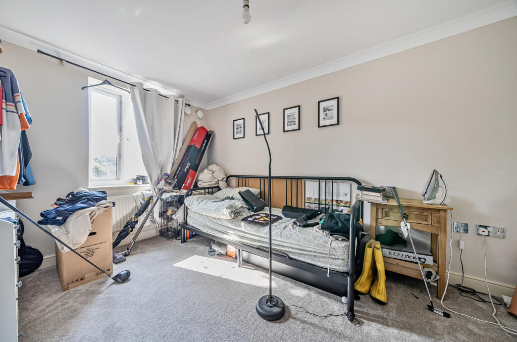 1340339-10-689b67...