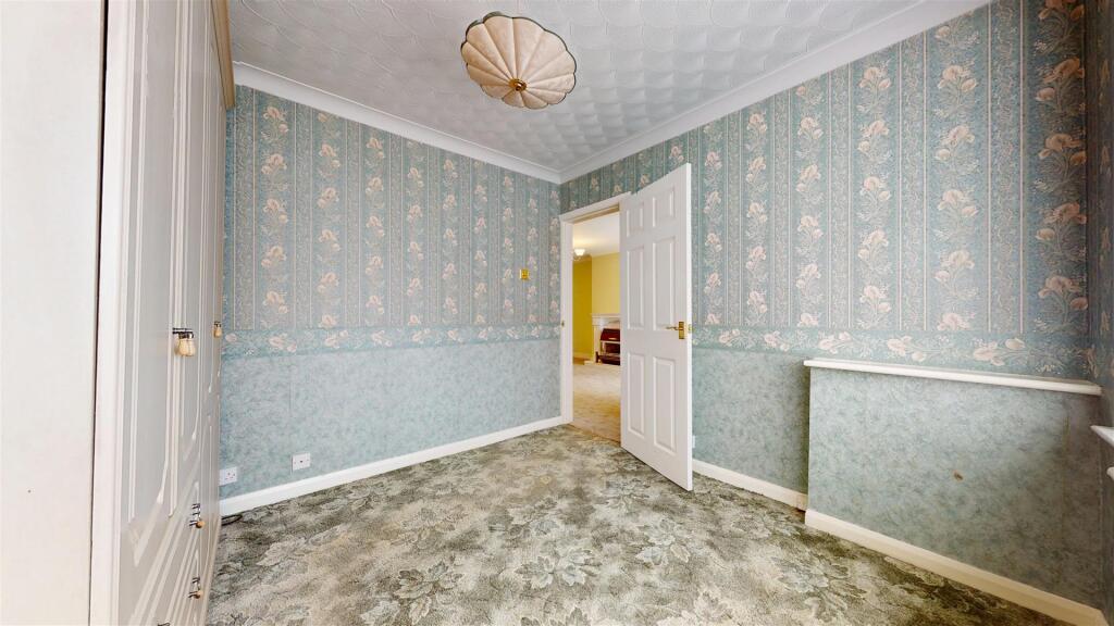 Hyacinth Close Bedroom