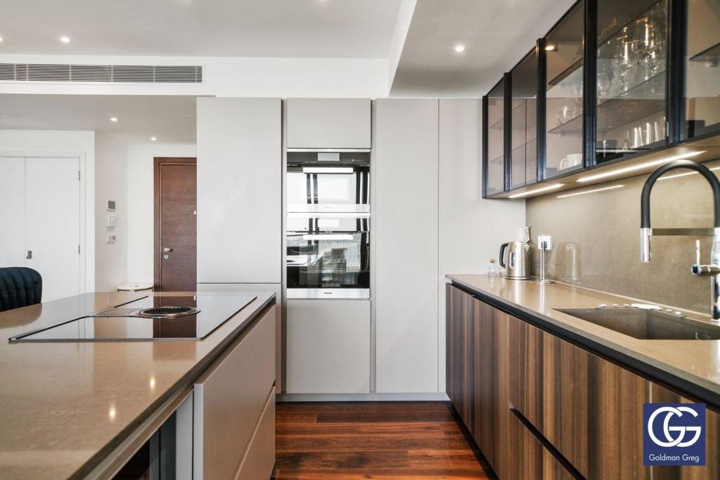 Penthouse 3, Centre Heights - 46L7O61HpRF4sY6jj2h6