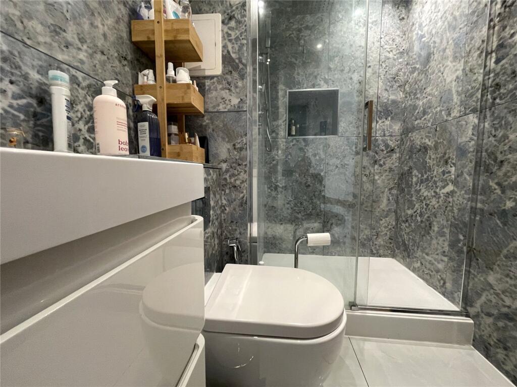 En-Suite Showeroom