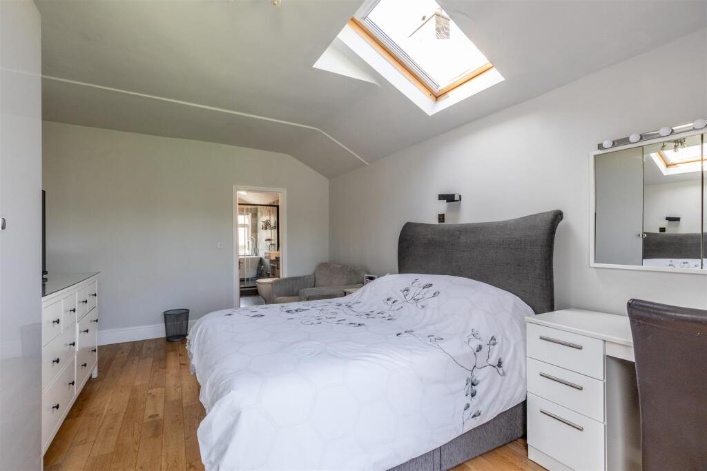 Syvlan Way, Sea Mills Bed 2b.jpg