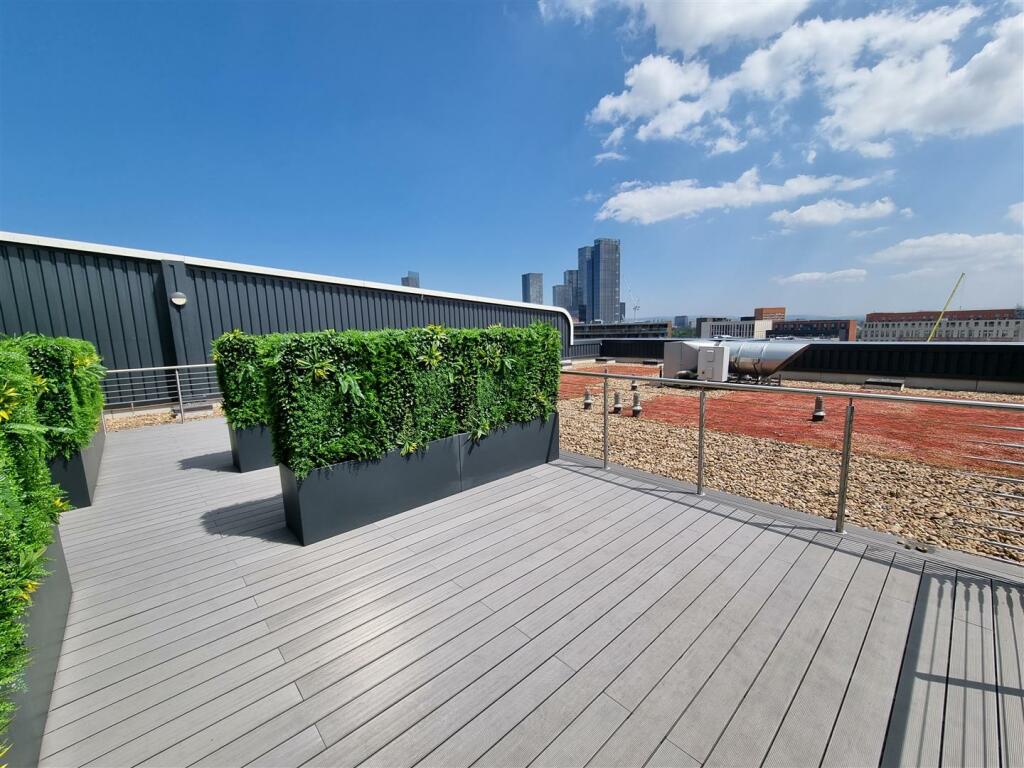 Private Roof Terrace