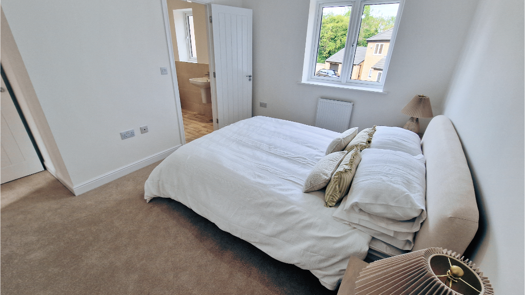 Bedroom 1+En-Suite