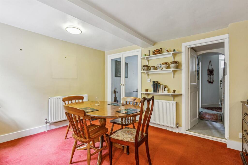 Glebe Street, W4 - FOR SALE